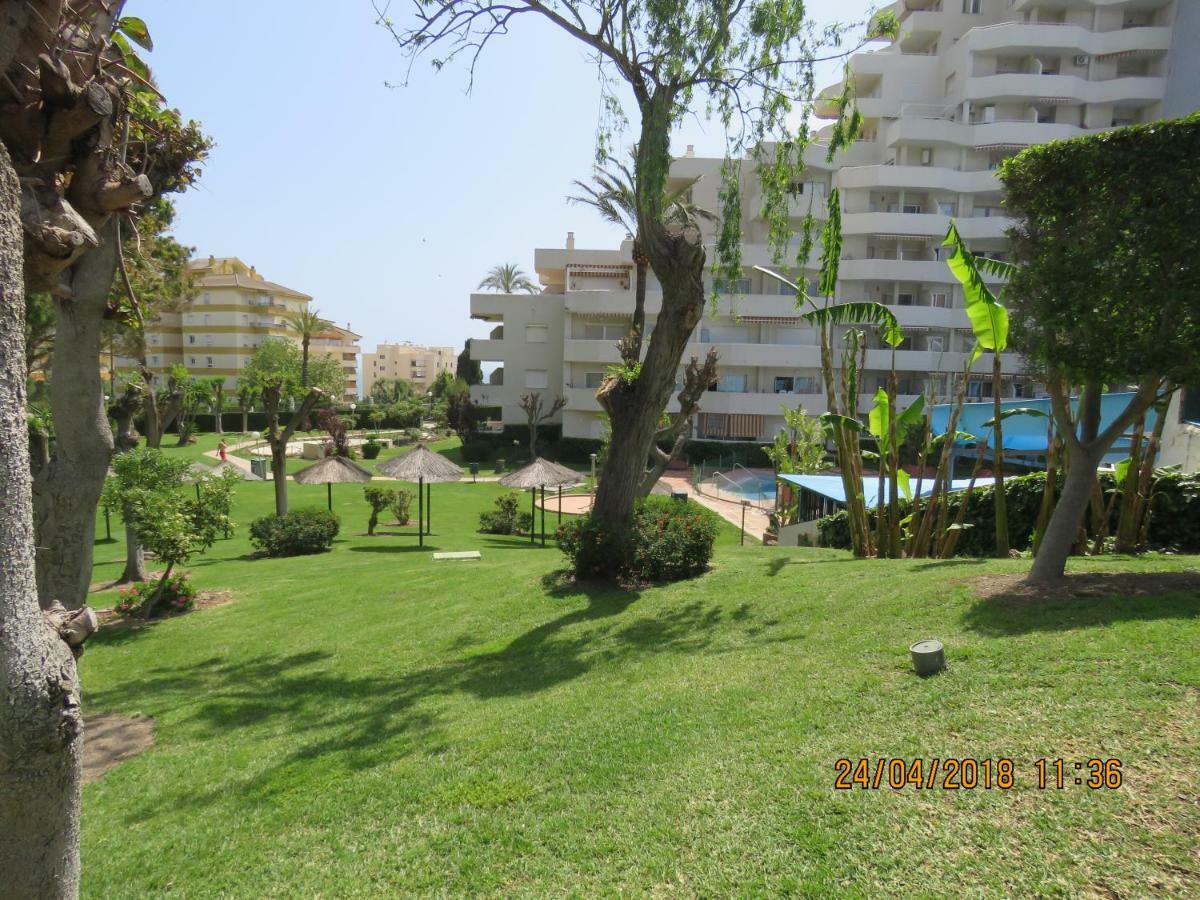 Benal Beach Apartment Бенальмадена Экстерьер фото