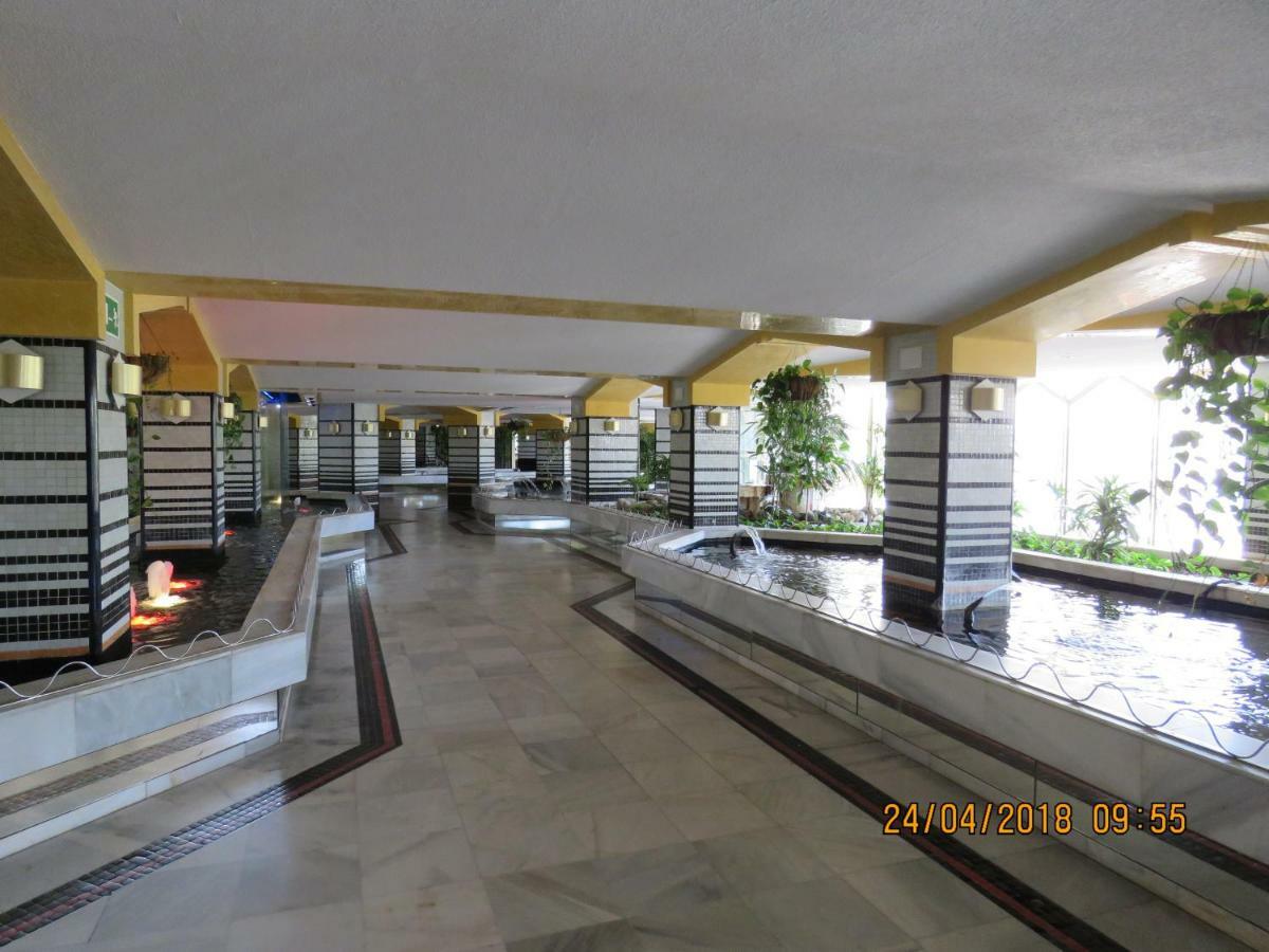 Benal Beach Apartment Бенальмадена Экстерьер фото